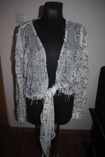 Stunning white silver sequin bolero size XL UK14/16 EU42/44 Postage included