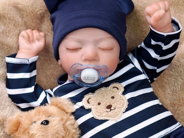 Ultra Realistic Baby Boy Reborn Dolls, Soft Silicone Vinyl Lifelike Handmade Reborn Ideal Xmas Gift LOTS OF DOLLS AVAILABLE, SEE PHOTOS FOR ALL OPTIONS (FREE POSTAGE)
