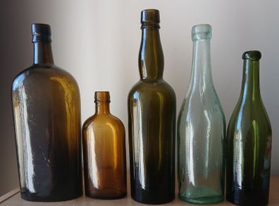Lot of 5 vintage bottles