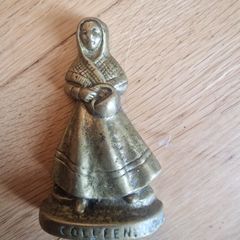 Vintage Irish Colleen Figurine