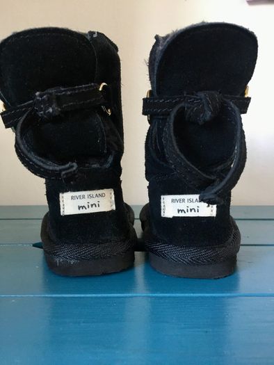 River Island suede baby girl  boots, jnr3