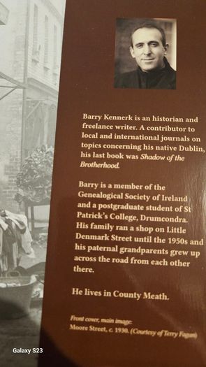 Moore Street  by Barry Kennerk.