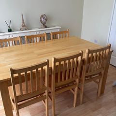 table & chairs