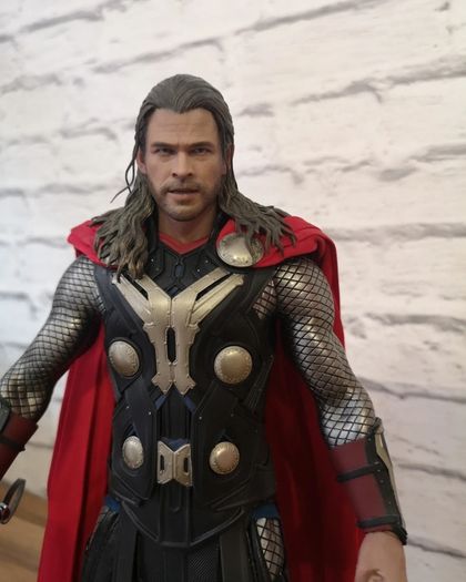 Thor 1/6th Hot Toys