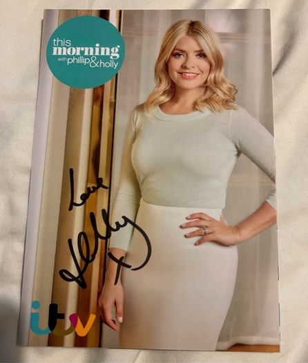 Assortment of autographs