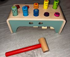 Wooden hammer toy Battat