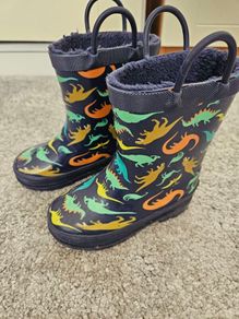 Rain boots size UK 9