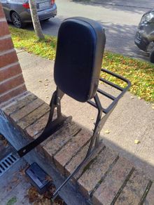 Harley Dyna sissy bar