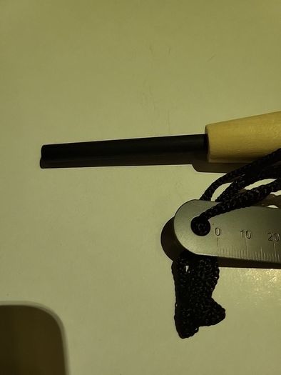 Magnesium fire starter