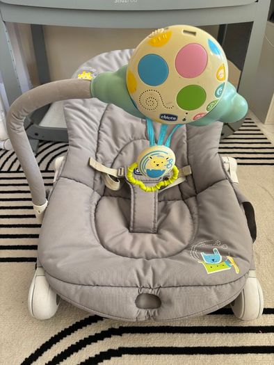 Baby bouncer