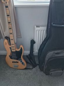 Fender Squier Classic Vibe '70s Jazz Bass