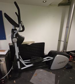 Lexco C707E Commercial Exercise Machine