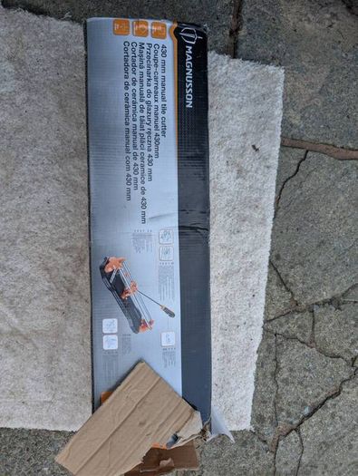 tile cutter