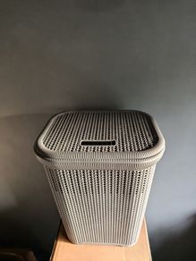 Laundry basket