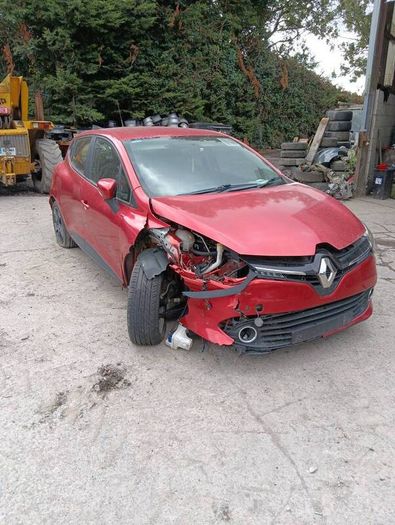 Breaking Renault Clio 2016 petrol