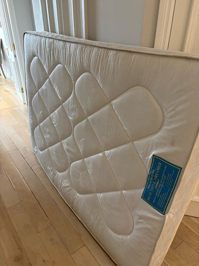 Double Bed incl Mattress