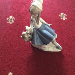 Beautiful glossy 10" girl with ice skates & with puppy ornament  Zaphir/lladro