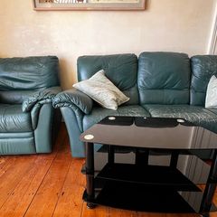 3 seater green Natuzzi recliner leather and recliner chair