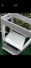 kids kitchen helper   safe and very good condition