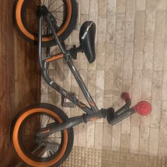 Mongoose kids balance bike