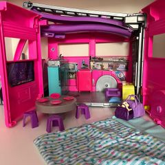 Barbie Camper van