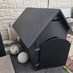Large dog kennel