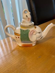 Vintage Novelty Elephant Teapot