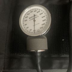 Marshall Sphygmomanometer cuff with stereoscope