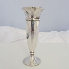 Sterling silver vase 70g, Adie Brothers 1956