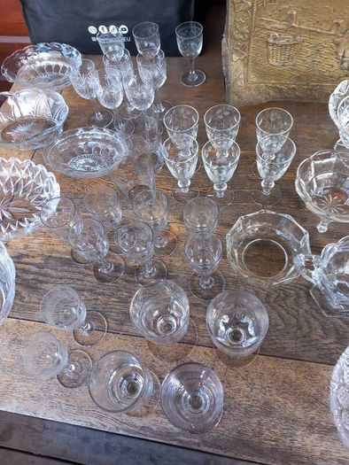 Large selection of old glass, lovely condition, D18