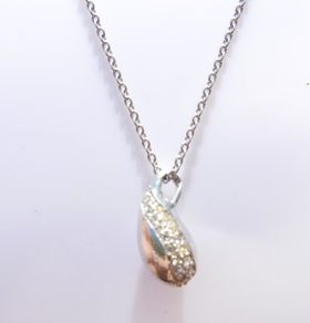 Vintage Sterling Silver 925 Tear Drop Pendant and chain  length 15,5" - 5,25g