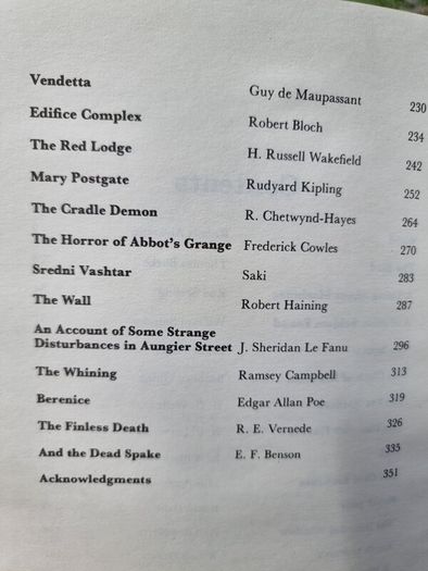 Chamber of Horrors: great tales of terror and the supernatural, including Stephen King, Bram Stoker and Edgar Allan Poe - hardback