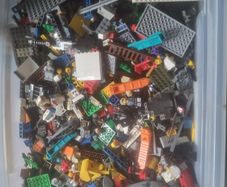 Large box of mixed lego