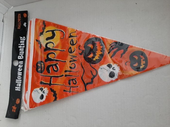 New Holloween pumpkin silhouette bunting and Skeleton