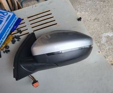Peugeot 308 side mirror