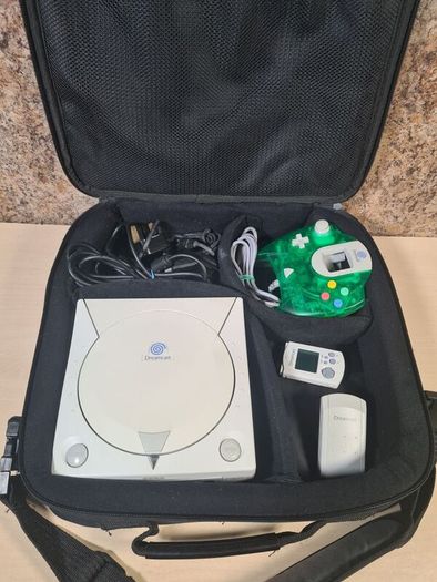 Sega Dreamcast Console With Green Controller Joypad Visual Memory Unit Vmu And Rumble Pack