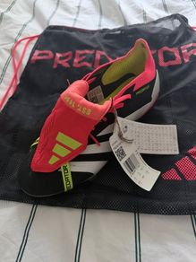 Adidas Predator Elite boots