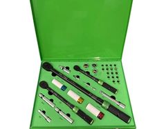 Dsd Tools 32pc Torque Wrench Set With Drive Bits, Spark Plug, Sockets