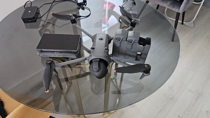 DJI Mavic 4 Pro 512GB Creator Combo + RC Pro 2