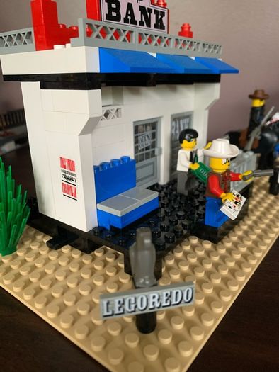 Lego Gold City Junction 6765