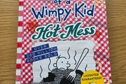 Diary of Wimpy kid - Hot Mess
