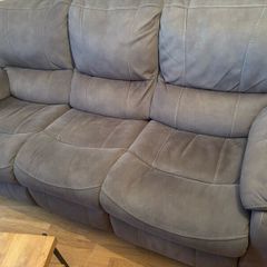 3-1-1 EZ Living Couch & Armchairs