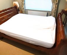 Sleigh Bed - Double