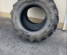 Tractor tyres  16.9 x 28  12 ply + 2 . 12.5/80x18
