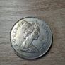 1981 Great Britain 25 Pence Royal Wedding Charles and Diana Commemorative Coin - free standard postage Image 2