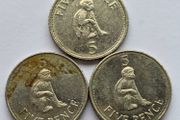 Gibraltar 3 Coins Barbary Macaque 5p