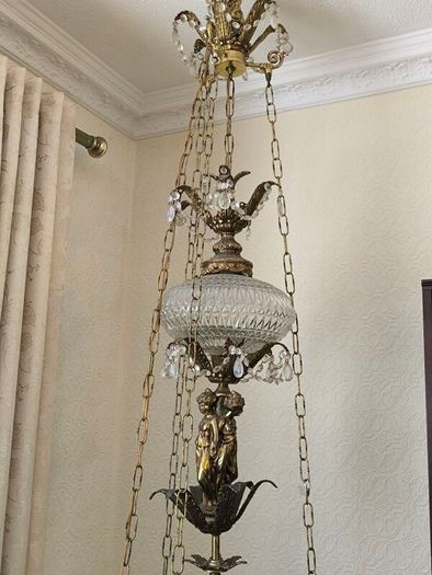 Hanging Swag Lamp & Matching Table