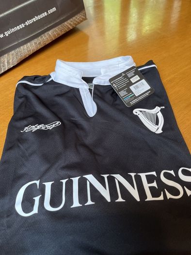 Mens short sleeve top