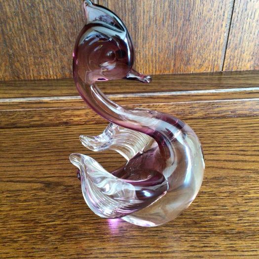 Art Glass Amethyst and Clear Glass Swan