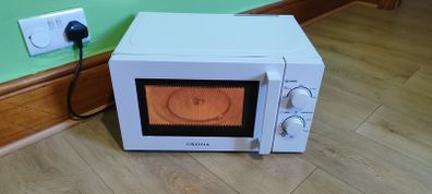 Sona 20L 700W White Microwave